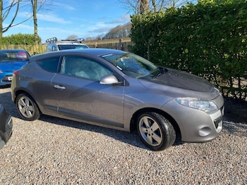 Used Renault Megane 2011 for sale - 79547942: Photo