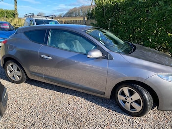 Used Renault Megane 2011 for sale - 79547942: Photo