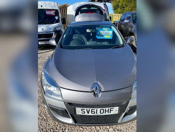 Used Renault Megane 2011 for sale - 79547942: Photo