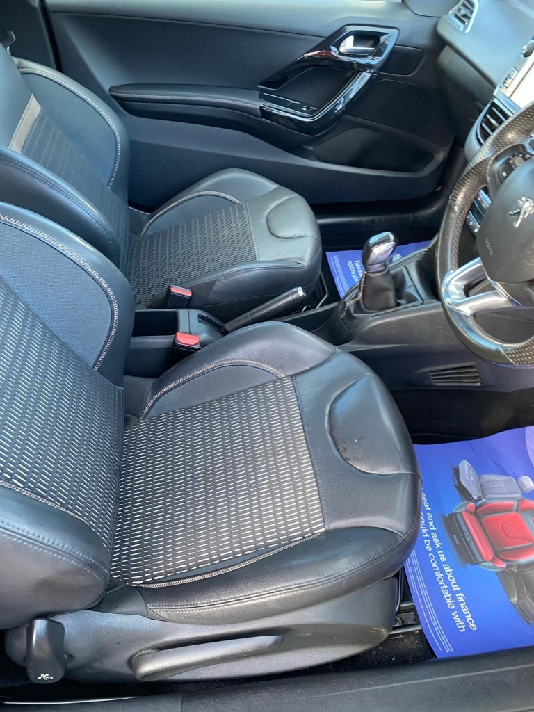 Used Peugeot 208 2015 for sale - 77379566: Photo 12