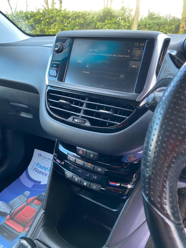 Used Peugeot 208 2015 for sale - 77379566: Photo 13