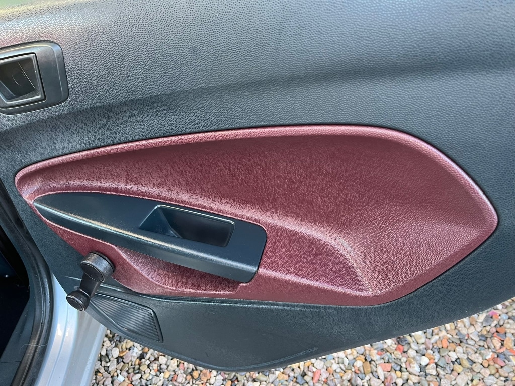 Used Ford Fiesta 2010 for sale - 77201539: Photo 20