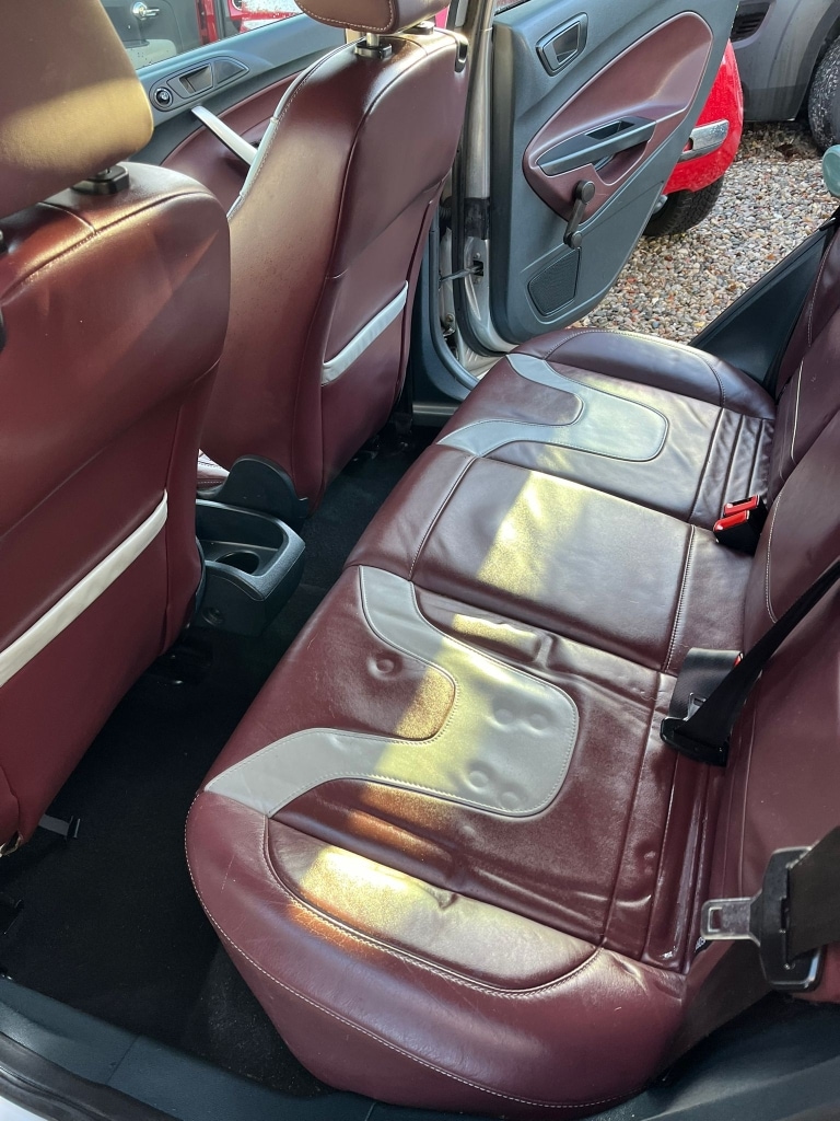 Used Ford Fiesta 2010 for sale - 77201539: Photo 22