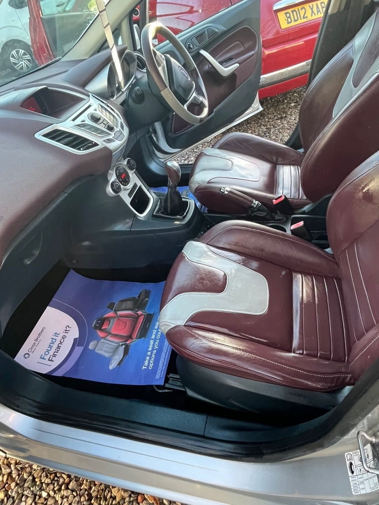 Used Ford Fiesta 2010 for sale - 77201539: Photo 23