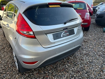 Used Ford Fiesta 2010 for sale - 77201539: Photo