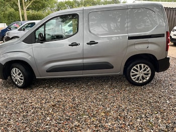 Used Citroen Berlingo 2022 for sale - 76305752: Photo