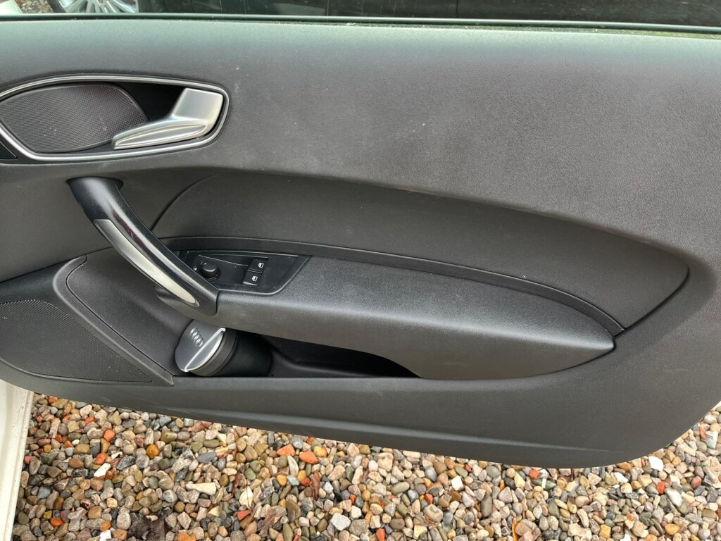 Used Audi A1 2013 for sale - 76853393: Photo 15