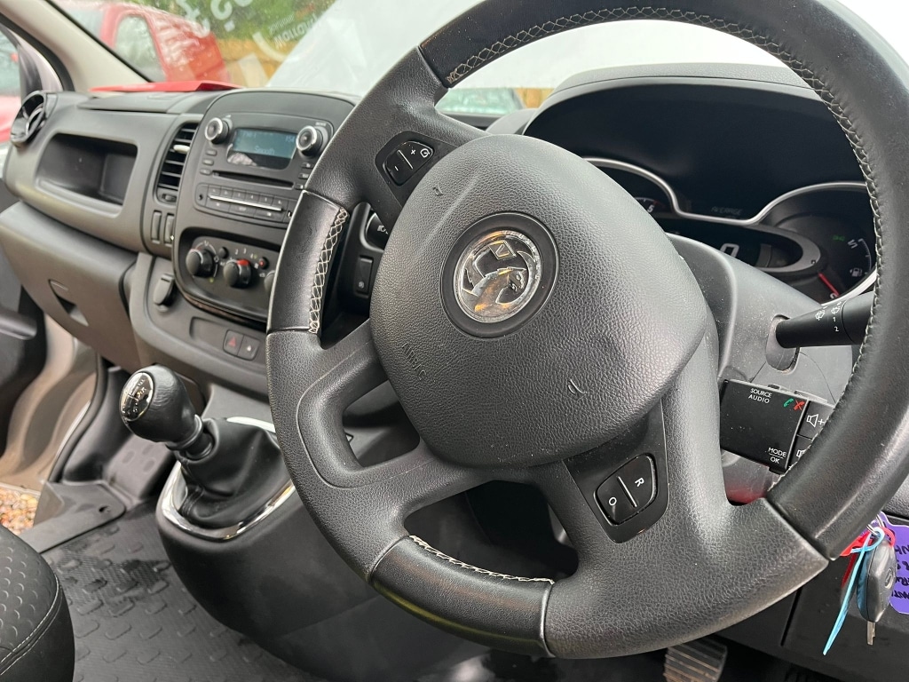 Used Vauxhall Vivaro 2018 for sale - 77385471: Photo 18