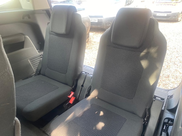 Used Peugeot 5008 2012 for sale - 76305753: Photo 9