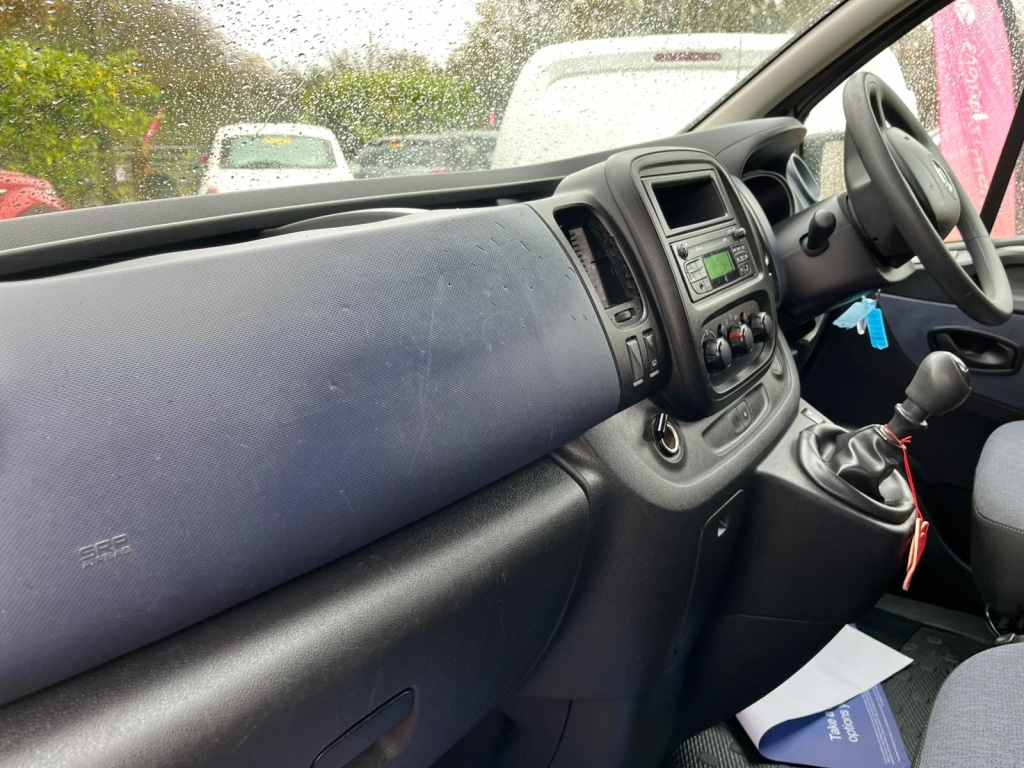 Used Vauxhall Vivaro 2017 for sale - 76600189: Photo 16