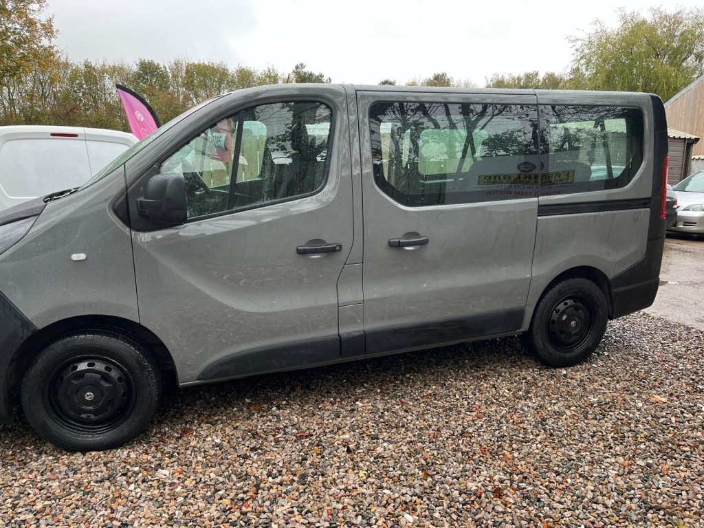 Used Vauxhall Vivaro 2017 for sale - 76600189: Photo 4