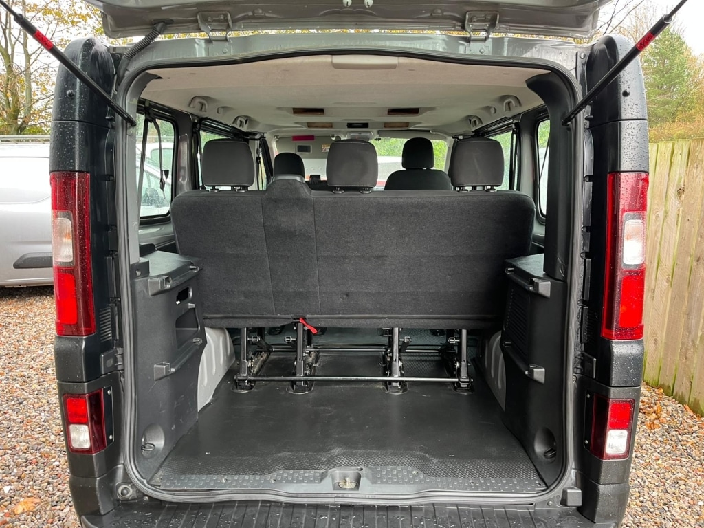 Used Vauxhall Vivaro 2017 for sale - 76600189: Photo 8