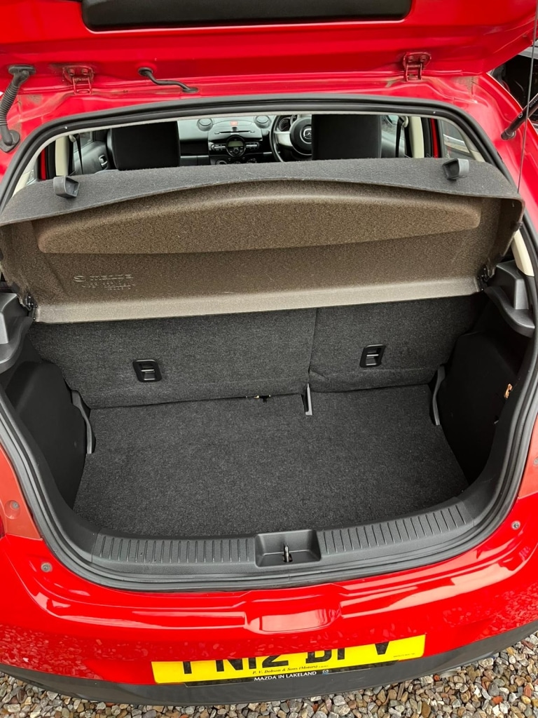 Used Mazda Mazda2 2012 for sale - 77518556: Photo 5