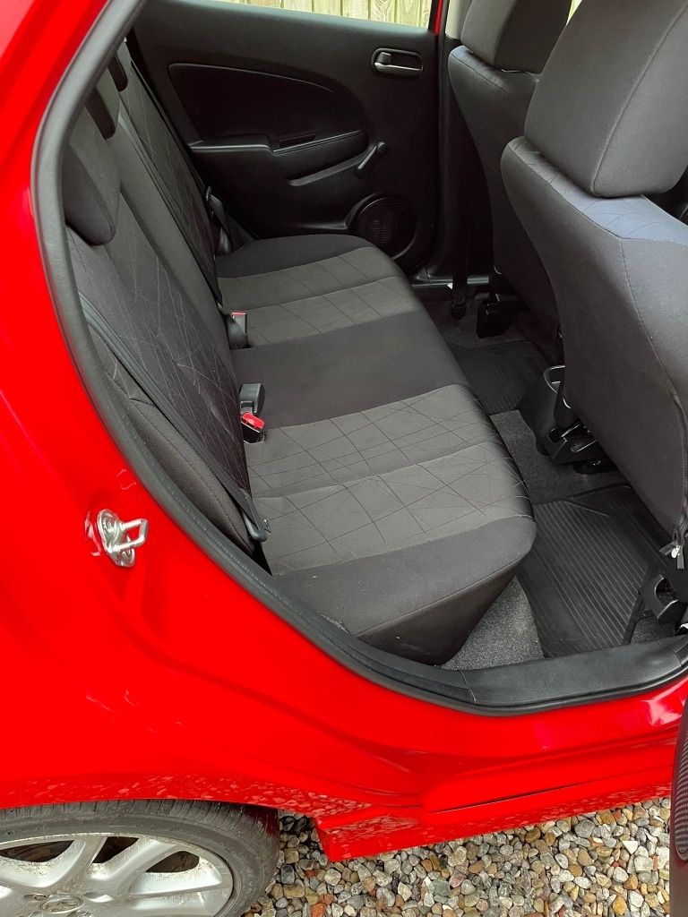 Used Mazda Mazda2 2012 for sale - 77518556: Photo 8