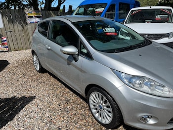 Used Ford Fiesta 2011 for sale - 79011050: Photo
