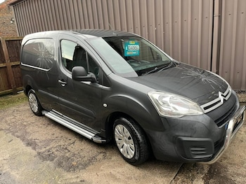 Used Citroen Berlingo 2016 for sale - 76578450: Photo