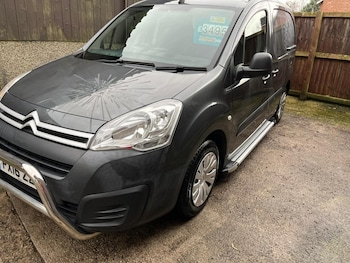 Used Citroen Berlingo 2016 for sale - 76578450: Photo
