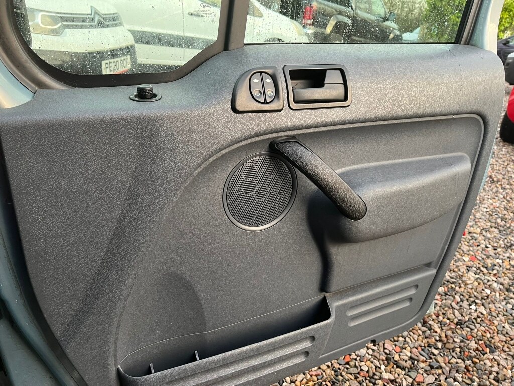 Used Ford Transit Connect 2010 for sale - 77518561: Photo 17