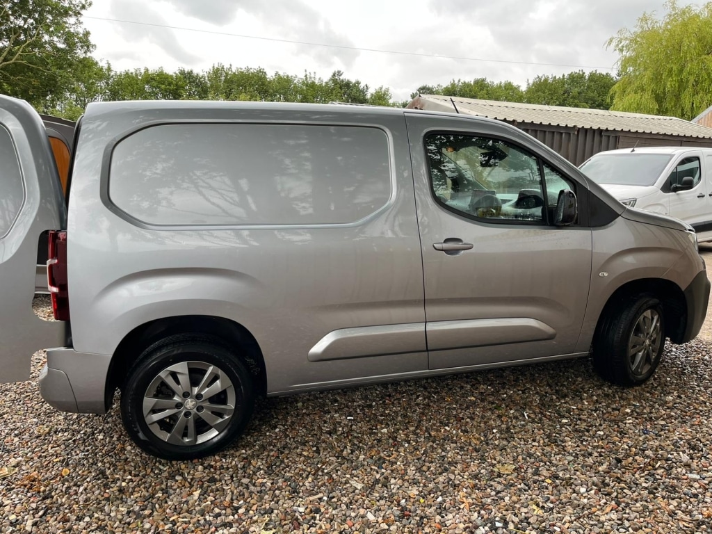 Used Peugeot Partner 2022 for sale - 76749253: Photo 5