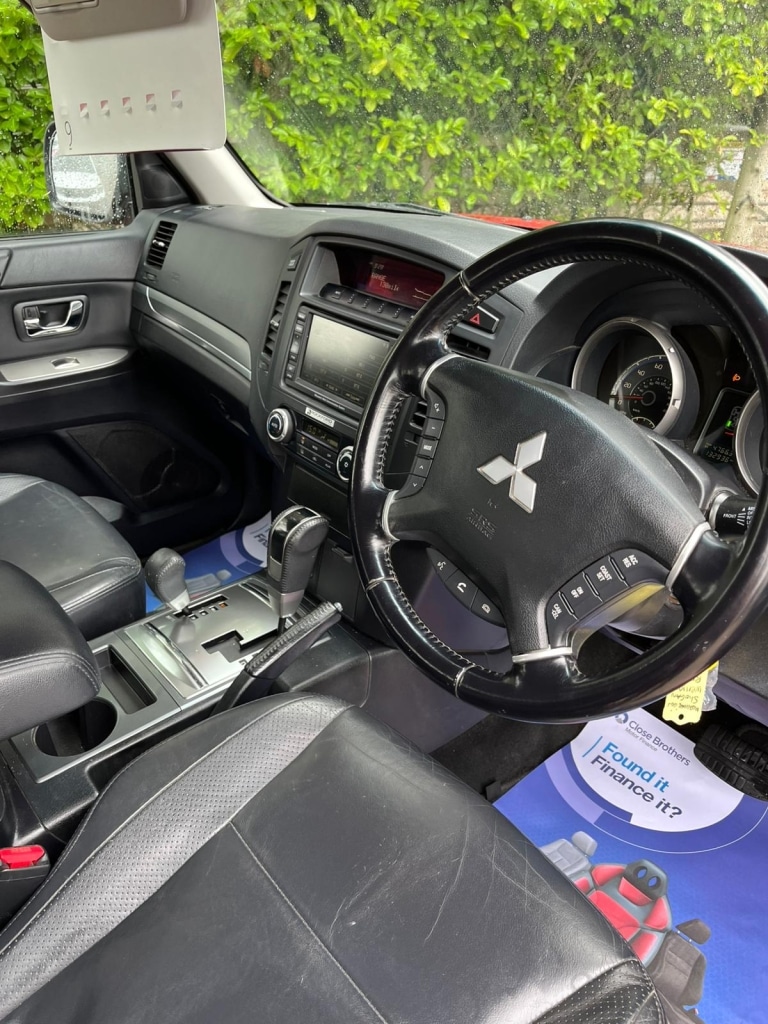 Used Mitsubishi Shogun 2011 for sale - 76497653: Photo 13