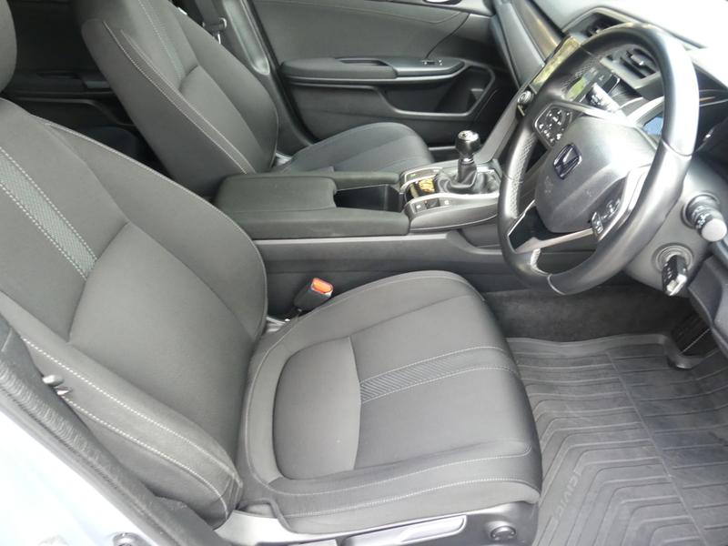 Used Honda Civic 2017 for sale - 78087793: Photo 15