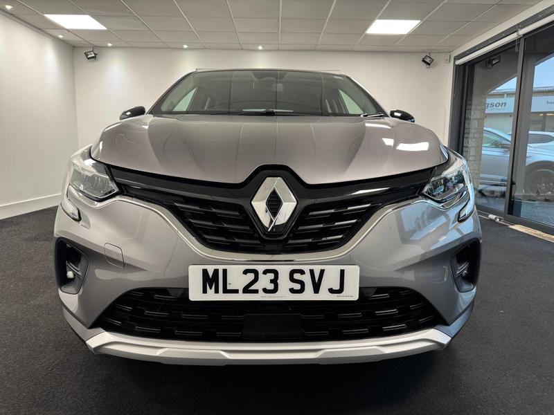 Used Renault Captur 2023 for sale - 78176040: Photo 2