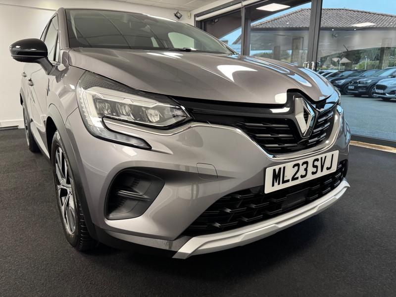 Used Renault Captur 2023 for sale - 78176040: Photo 6