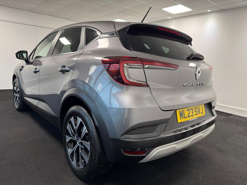 Used Renault Captur 2023 for sale - 78176040: Photo 8