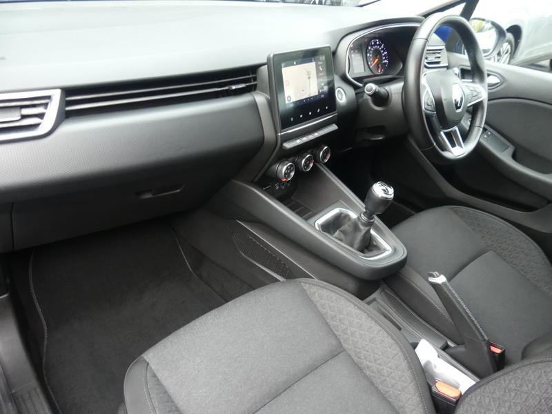 Used Renault Clio 2020 for sale - 76531134: Photo 15