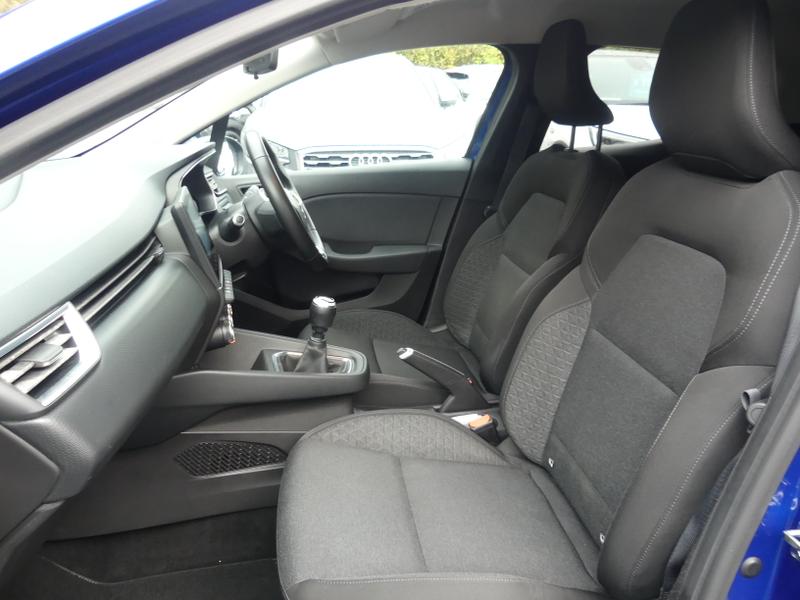 Used Renault Clio 2020 for sale - 76531134: Photo 16