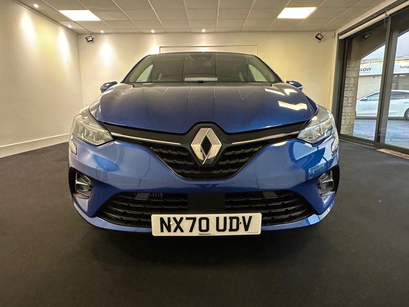 Used Renault Clio 2020 for sale - 76531134: Photo 2