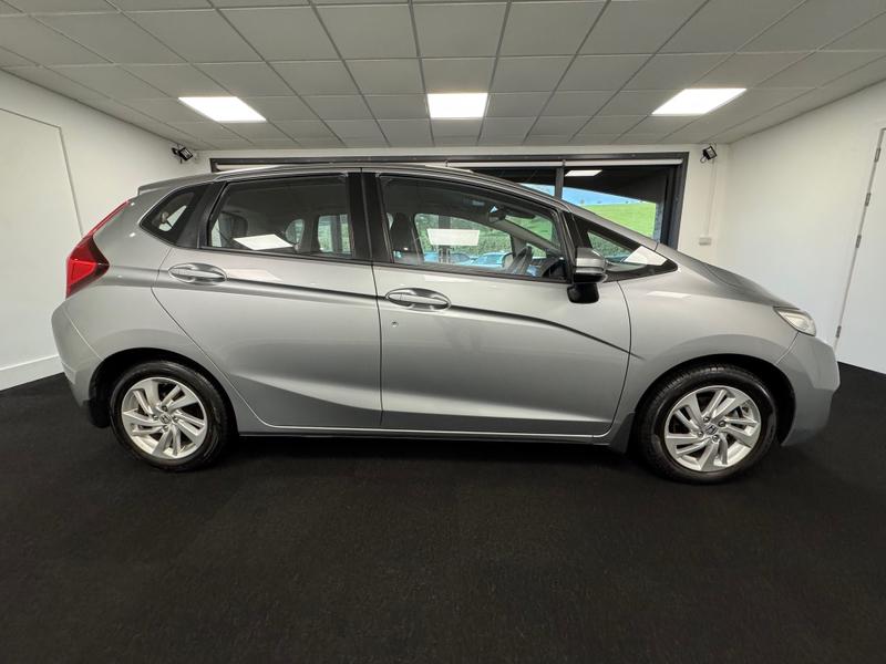 Used Honda Jazz 2016 for sale - 77718692: Photo 4