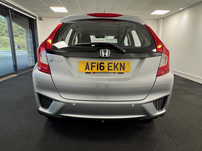 Used Honda Jazz 2016 for sale - 77718692: Photo 9