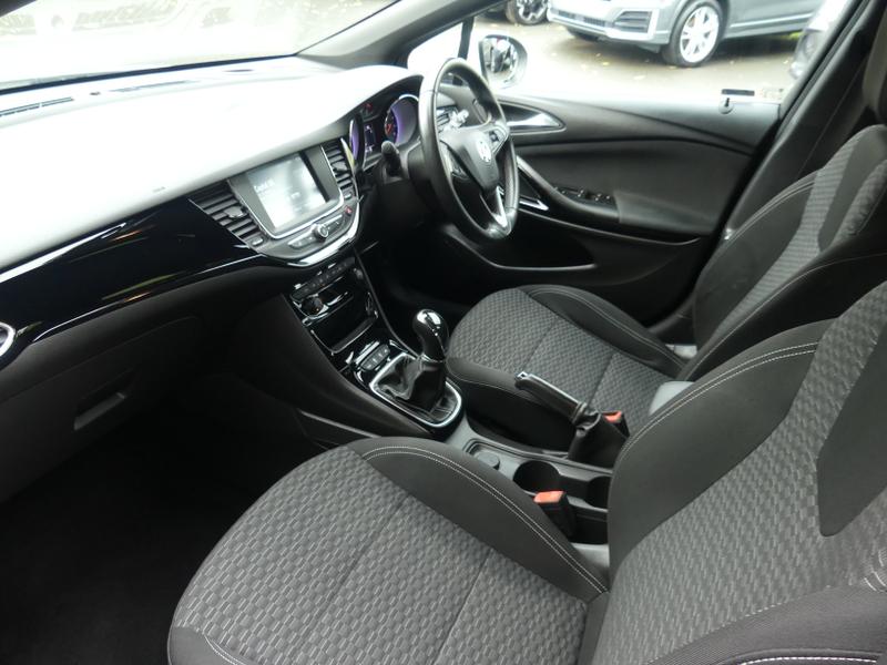 Used Vauxhall Astra 2017 for sale - 76452961: Photo 17