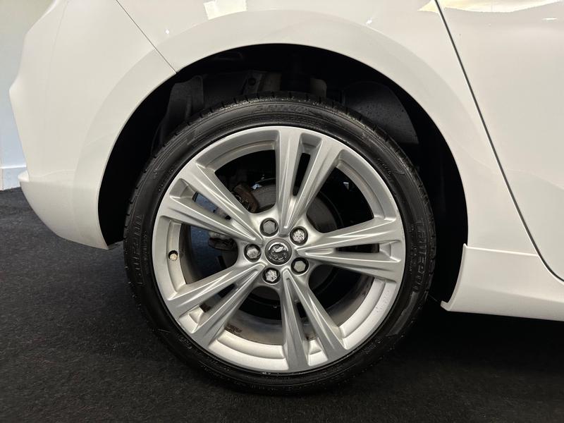 Used Vauxhall Astra 2017 for sale - 76452961: Photo 33