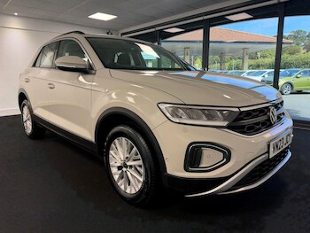 Used Volkswagen T-Roc 2023 for sale - 79264377: Photo