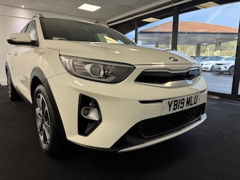 Used Kia Stonic 2019 for sale - 78413276: Photo