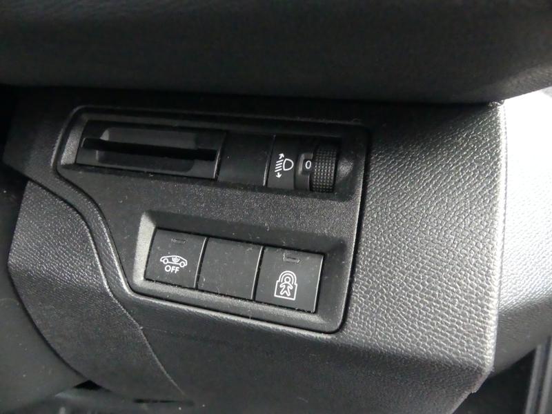 Used Peugeot 3008 2020 for sale - 76684974: Photo 25