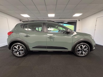 Used Dacia Sandero Stepway 2023 for sale - 78329378: Photo