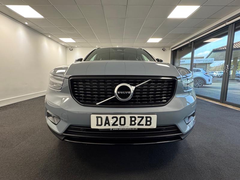 Used Volvo XC40 2020 for sale - 77951229: Photo 2