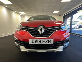 Used Renault Captur 2019 for sale - 76026343: Photo 2