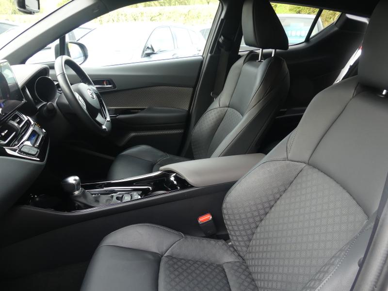 Used Toyota C-HR 2023 for sale - 77653666: Photo 20