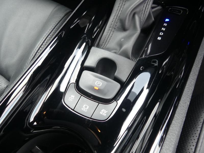 Used Toyota C-HR 2023 for sale - 77653666: Photo 34