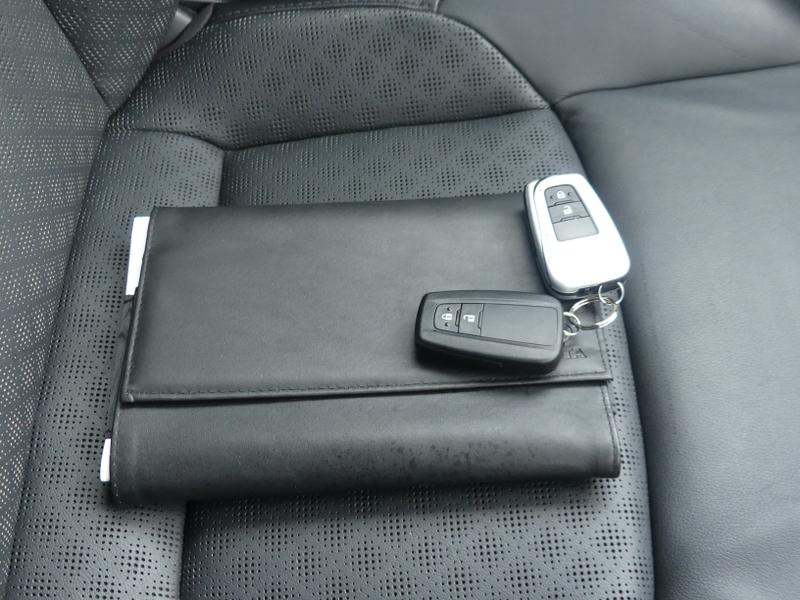 Used Toyota C-HR 2023 for sale - 77653666: Photo 39