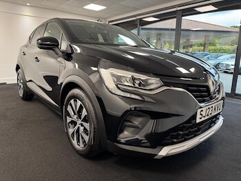 Used Renault Captur 2023 for sale - 78543021: Photo