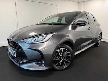 Used Toyota Yaris 2023 for sale - 79383953: Photo
