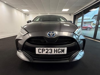 Used Toyota Yaris 2023 for sale - 79383953: Photo