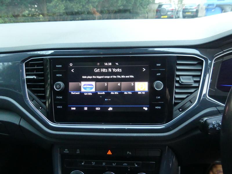 Used Volkswagen T-Roc for sale - 77225752: Photo 13