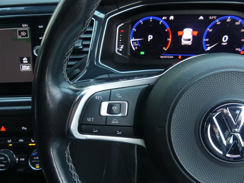 Used Volkswagen T-Roc for sale - 77225752: Photo 28