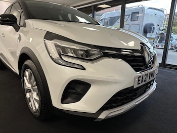 Used Renault Captur 2021 for sale - 77910343: Photo
